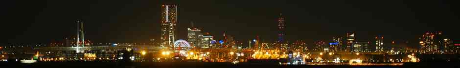 海ほたるから見た横浜みなとみらいの夜景