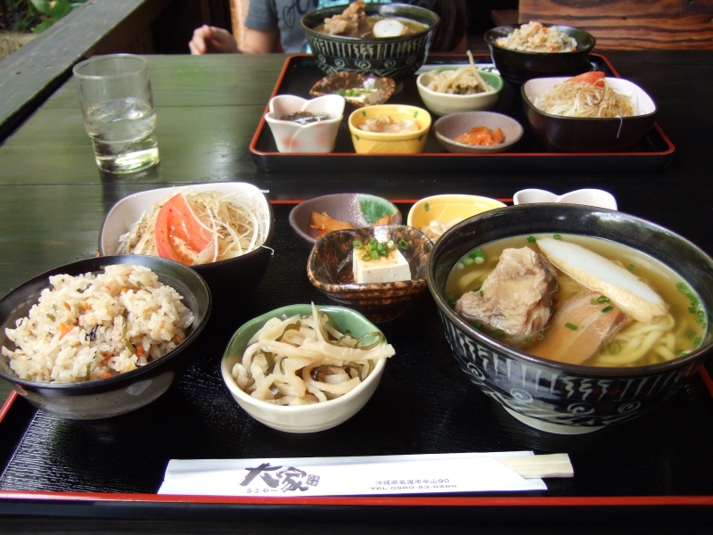 うふやーの定食