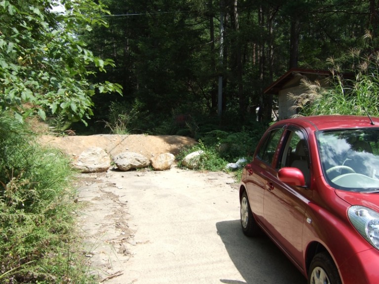 山梨でまったり2日目、観音平に向かったがナビにダマされ道に迷う Hinemosu