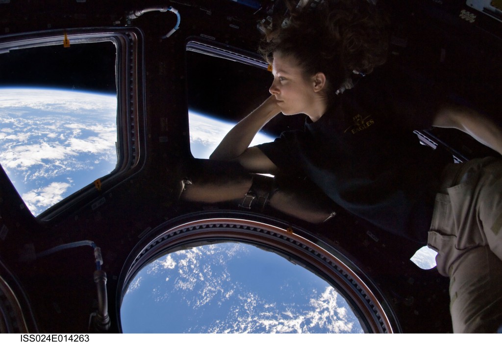 宇宙飛行士が宇宙で亡くなりましたが、今はどうなっているのでしょうか？