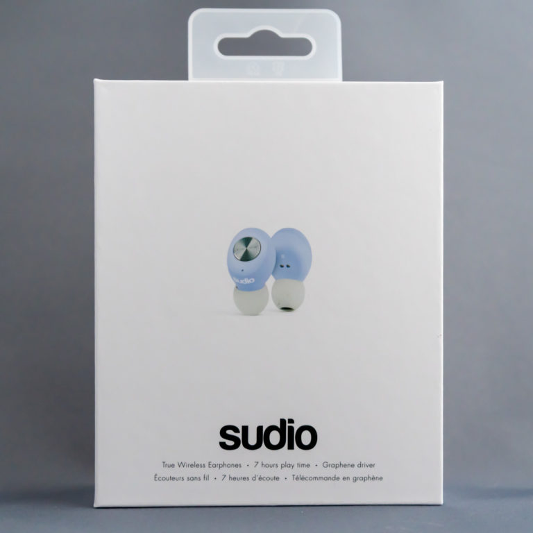 ミニマムなスタイルで耳元を飾るイヤホン『Sudio TOLV』 | Hinemosu