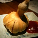 ニンニクの丸揚げ